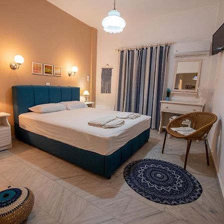 Stella Studios Poros Town Bagian luar foto