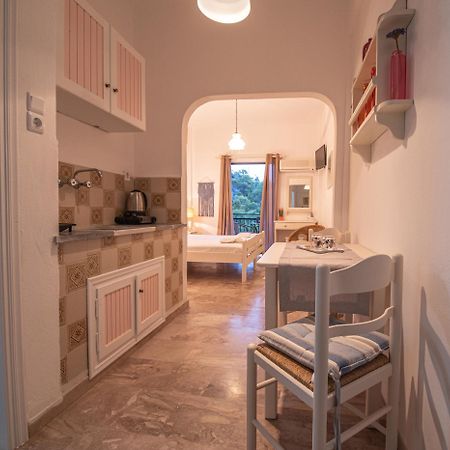 Stella Studios Poros Town Bagian luar foto
