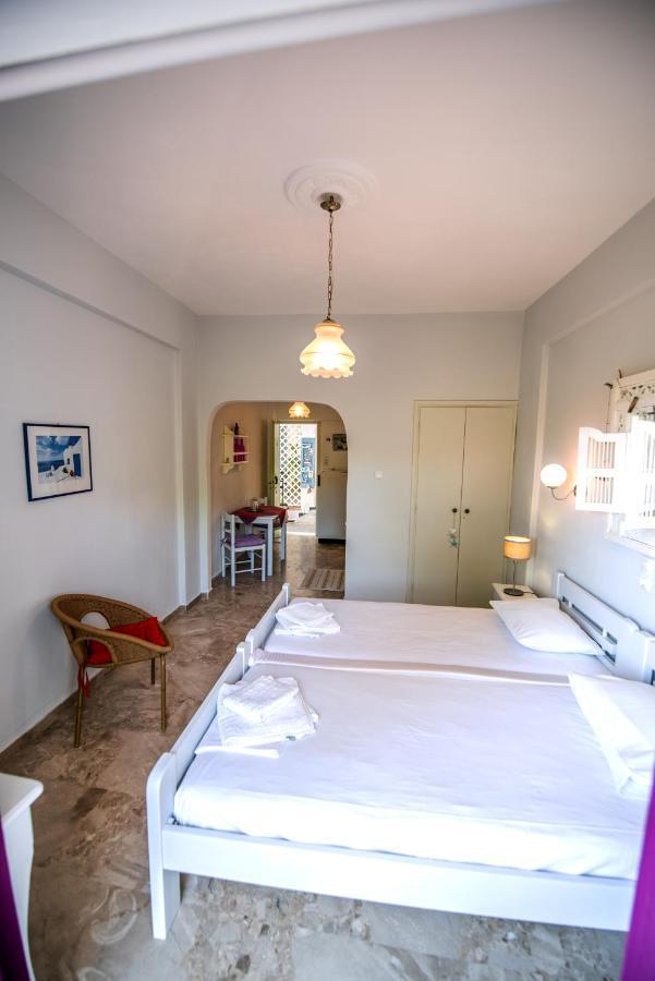 Stella Studios Poros Town Bagian luar foto