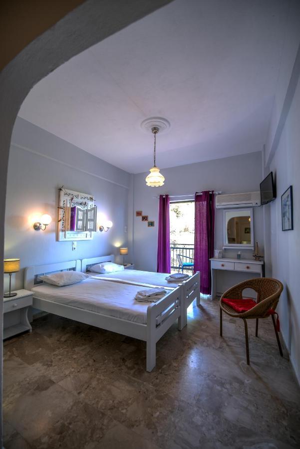 Stella Studios Poros Town Bagian luar foto