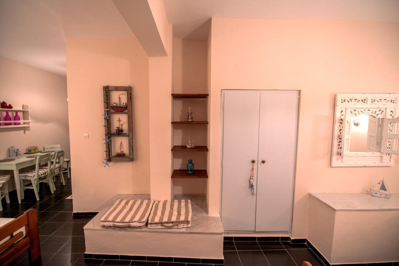 Stella Studios Poros Town Bagian luar foto