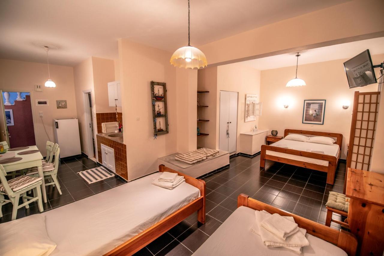 Stella Studios Poros Town Bagian luar foto