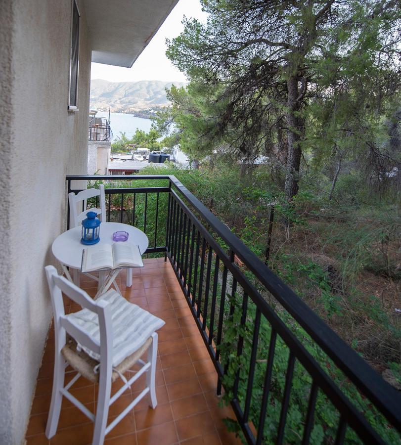 Stella Studios Poros Town Bagian luar foto