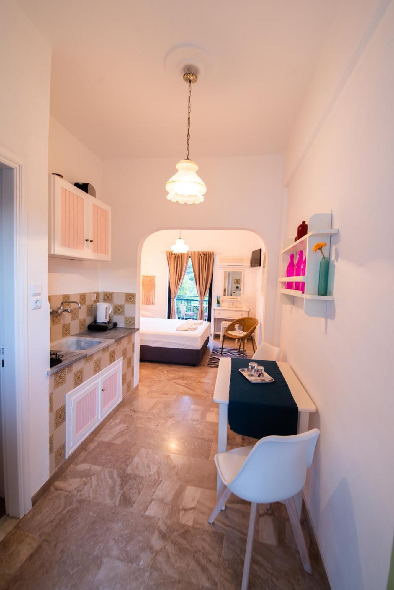 Stella Studios Poros Town Bagian luar foto